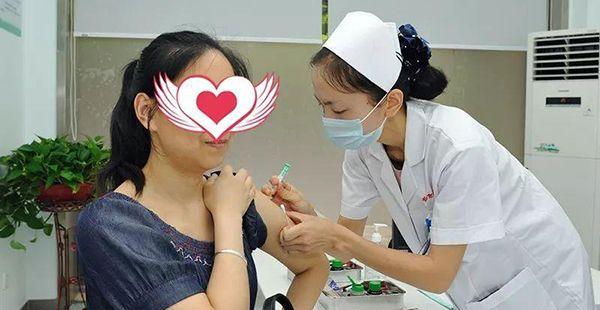 注射九价HPV疫苗的女性