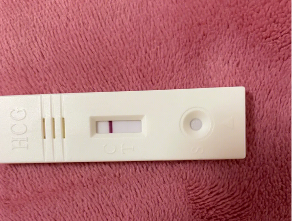 鲜胚移植十三天试纸显示白纸大概率是说明移植已经失败